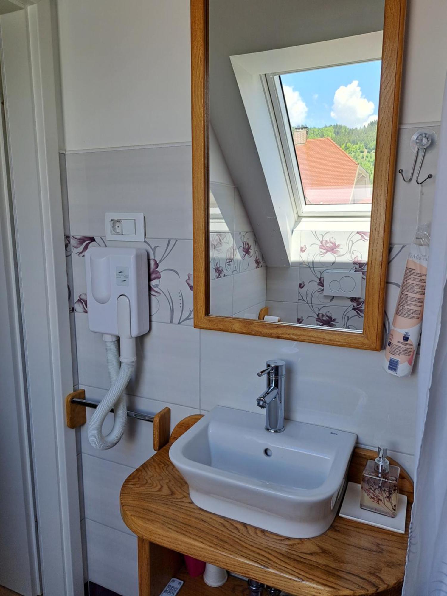 Apartmaji Magda Apartment Zgornje Gorje Bagian luar foto